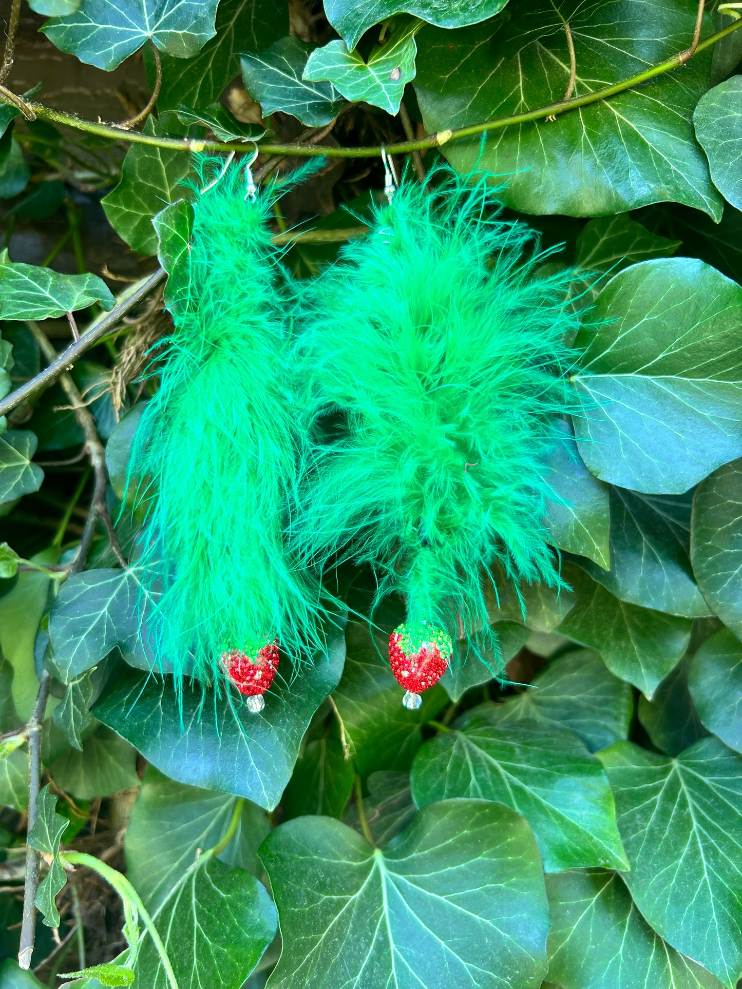 Strawberry feathers
